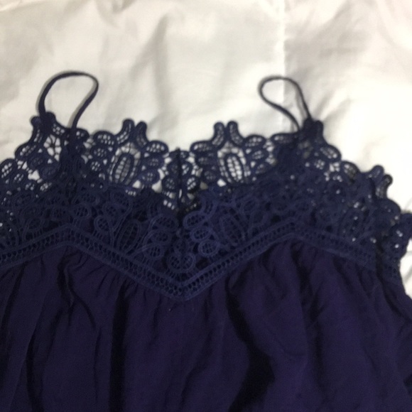 Charlotte Russe M Top - Picture 3 of 5